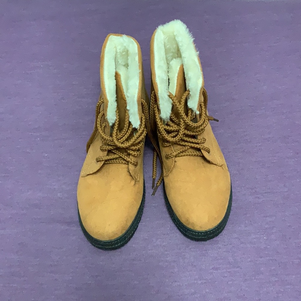 SQL Winter Boots - Picture 4 of 5